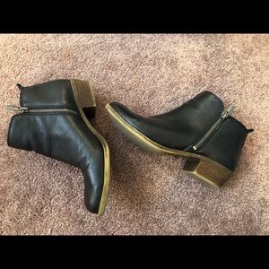 Lucky Brand 7.5 Black Leather Booties
